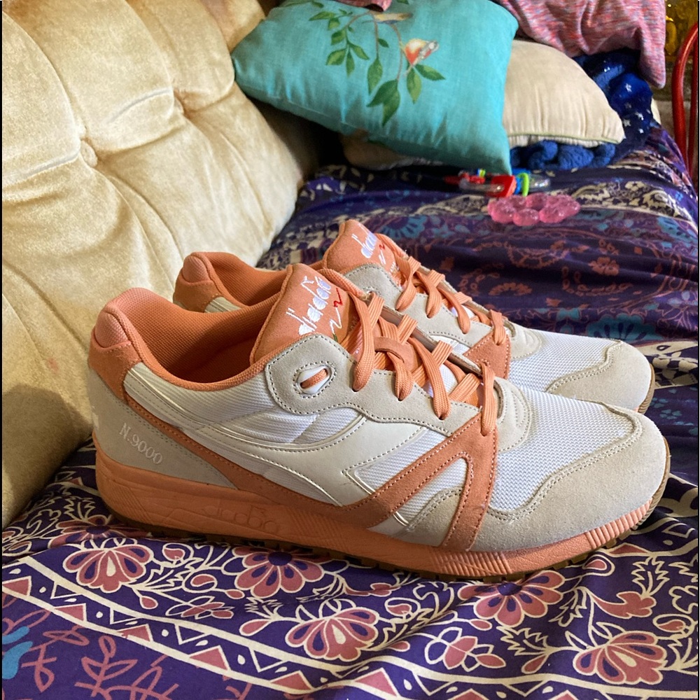 Mens gently worn sz 13.5 Diadora N9000 Peaches and Cream color-way. No OG box.